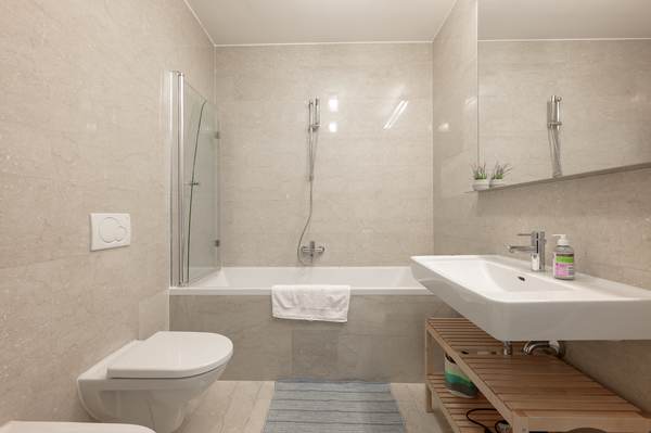 Modern bathroom